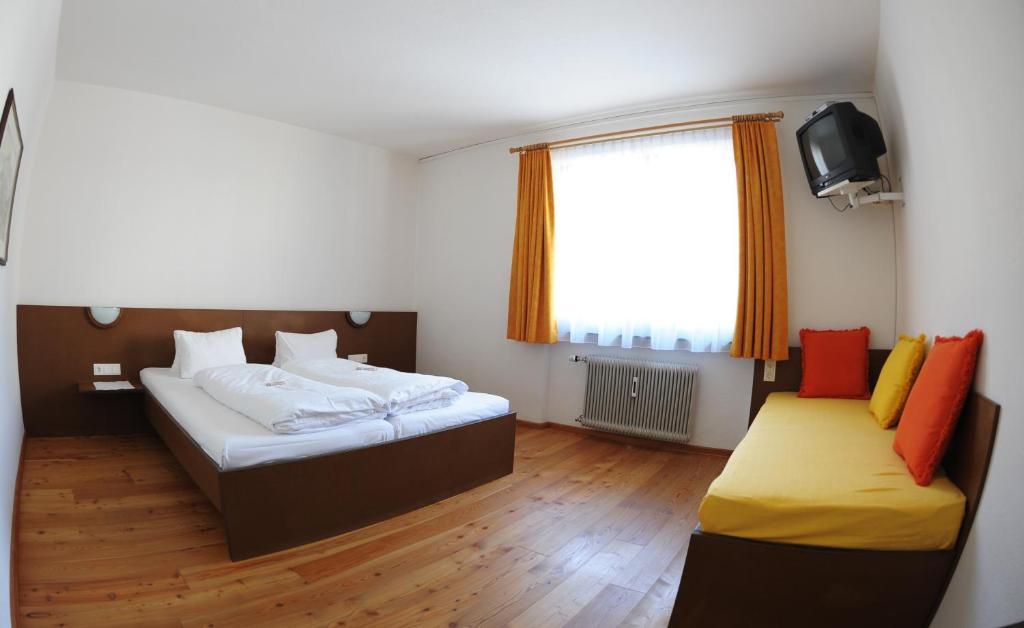 Gästehaus Obwexer Matrei in Osttirol Zimmer foto